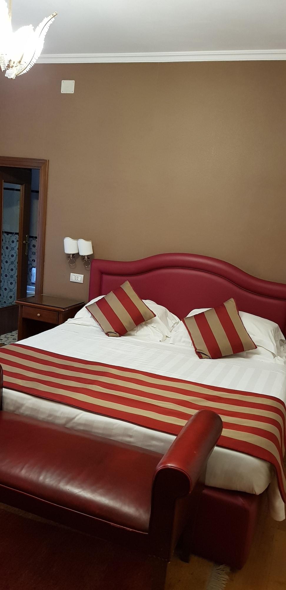 Hotel Piazza Di Spagna Рим Екстер'єр фото