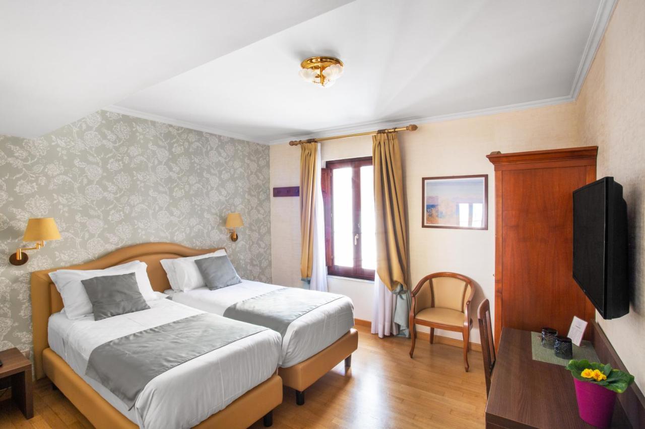 Hotel Piazza Di Spagna Рим Екстер'єр фото