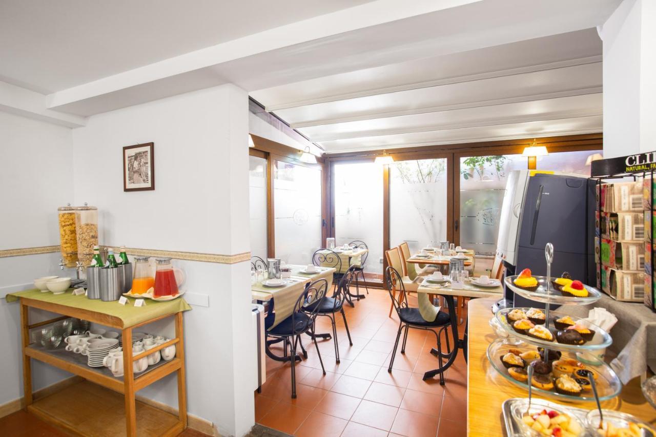 Hotel Piazza Di Spagna Рим Екстер'єр фото